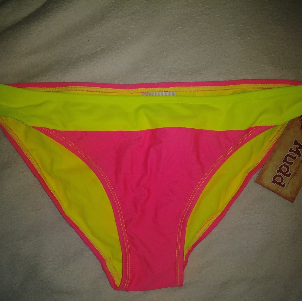 Bikini bottoms